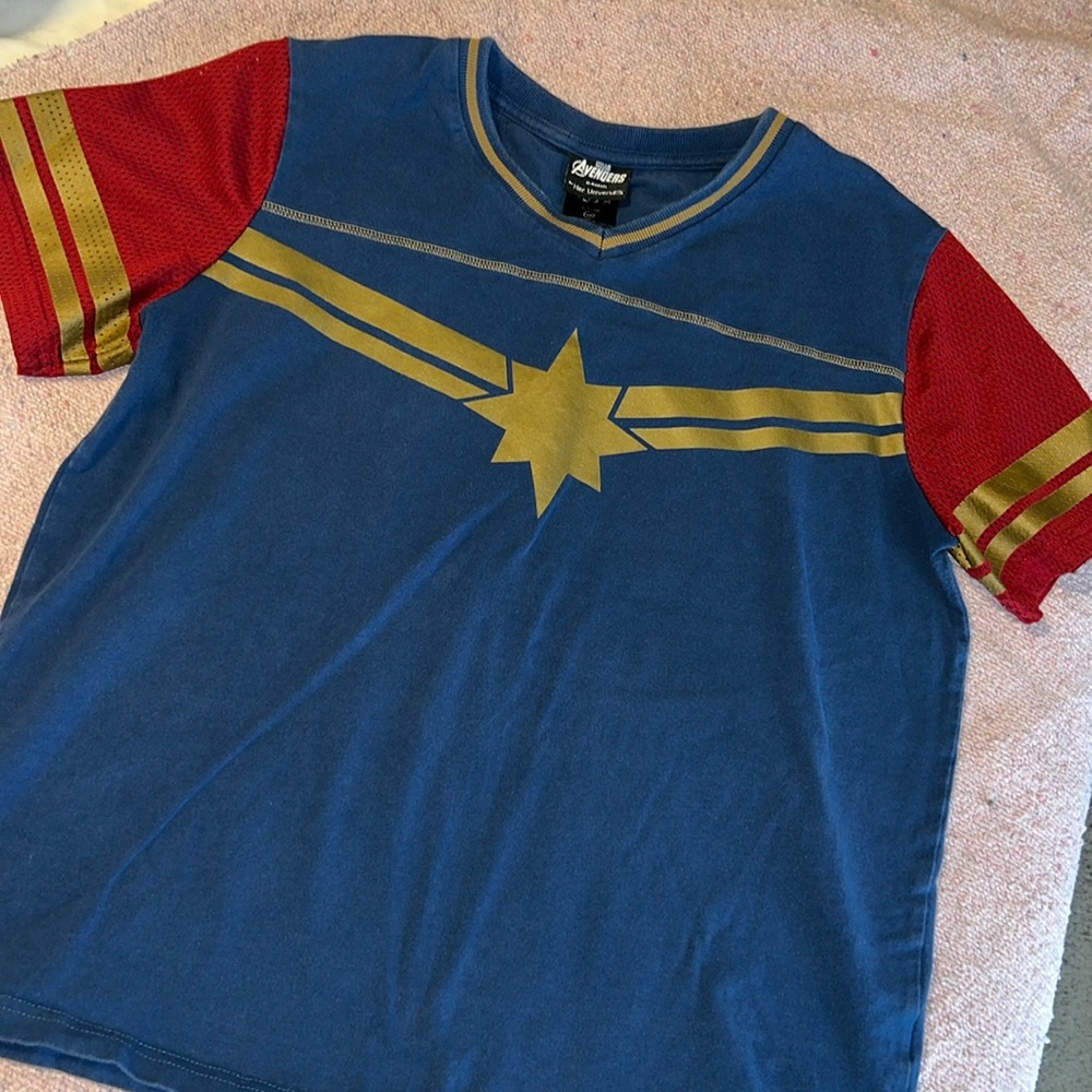 Marvel Her Universe Captain America Top Size Small